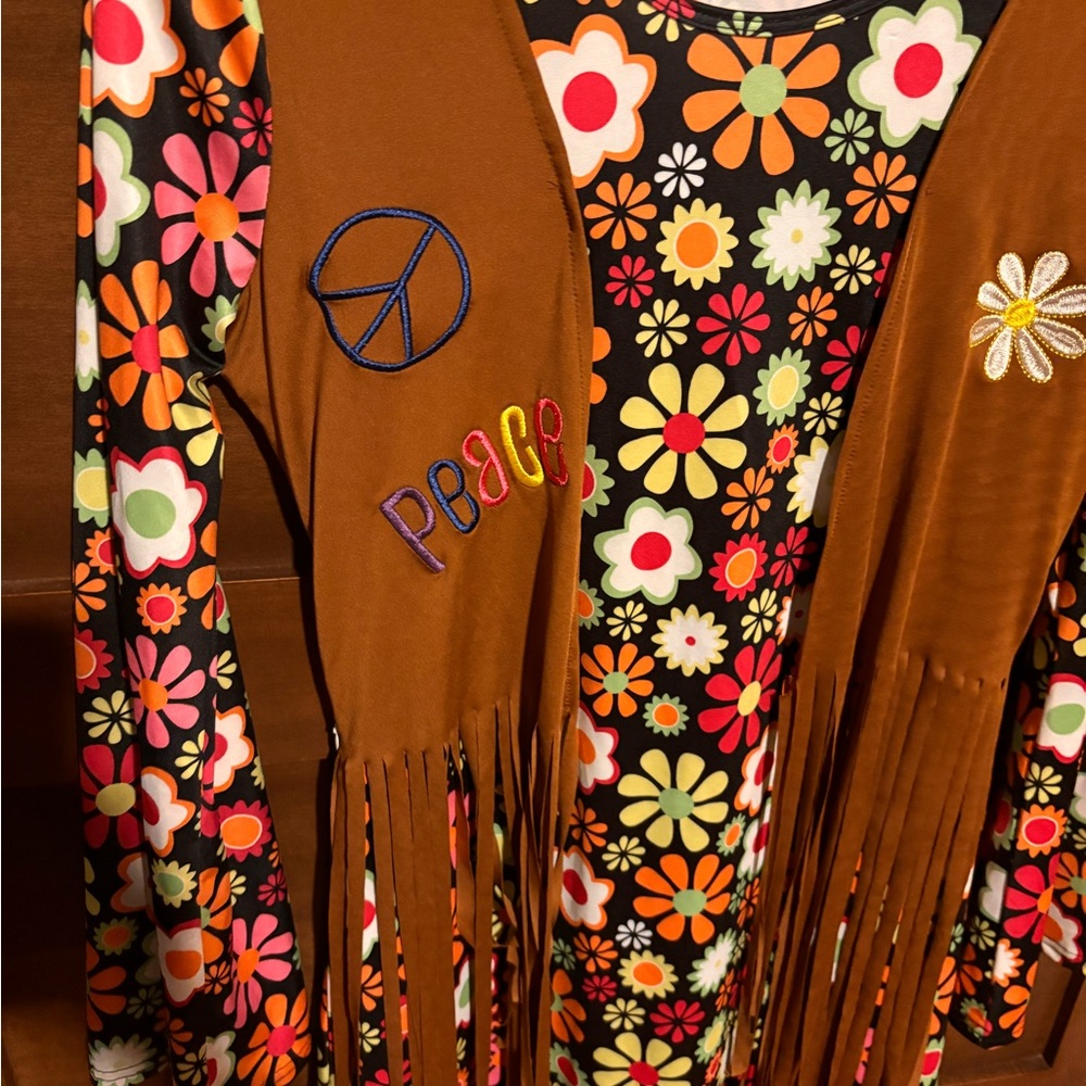 Floral Fringe Dress - Picture 2 of 4
